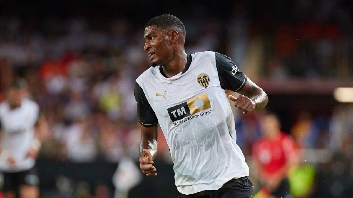El Valencia venderá a Cristhian Mosquera / Transfermarkt