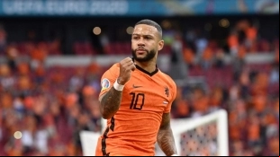 Memphis Depay, delantero holandés que se encuentra en la agenda del Rayo Vallecano