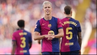 El Barcelona quiere vender para poder inscribir a Dani Olmo / ara.cat