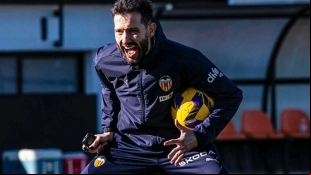 El Valencia ya prepara sus dos primeros fichajes / EstadioDeportivo