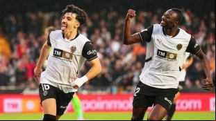 Valencia is aiming for a cost-free g for its midfield.