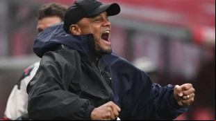 El Bayern quiere un extremo: 3 candidatos tops en la mira de Kompany