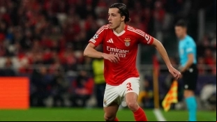 Álvaro Carreras, lateral del Benfica