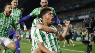 El Betis pone precio a 3 de sus mejores jugadores